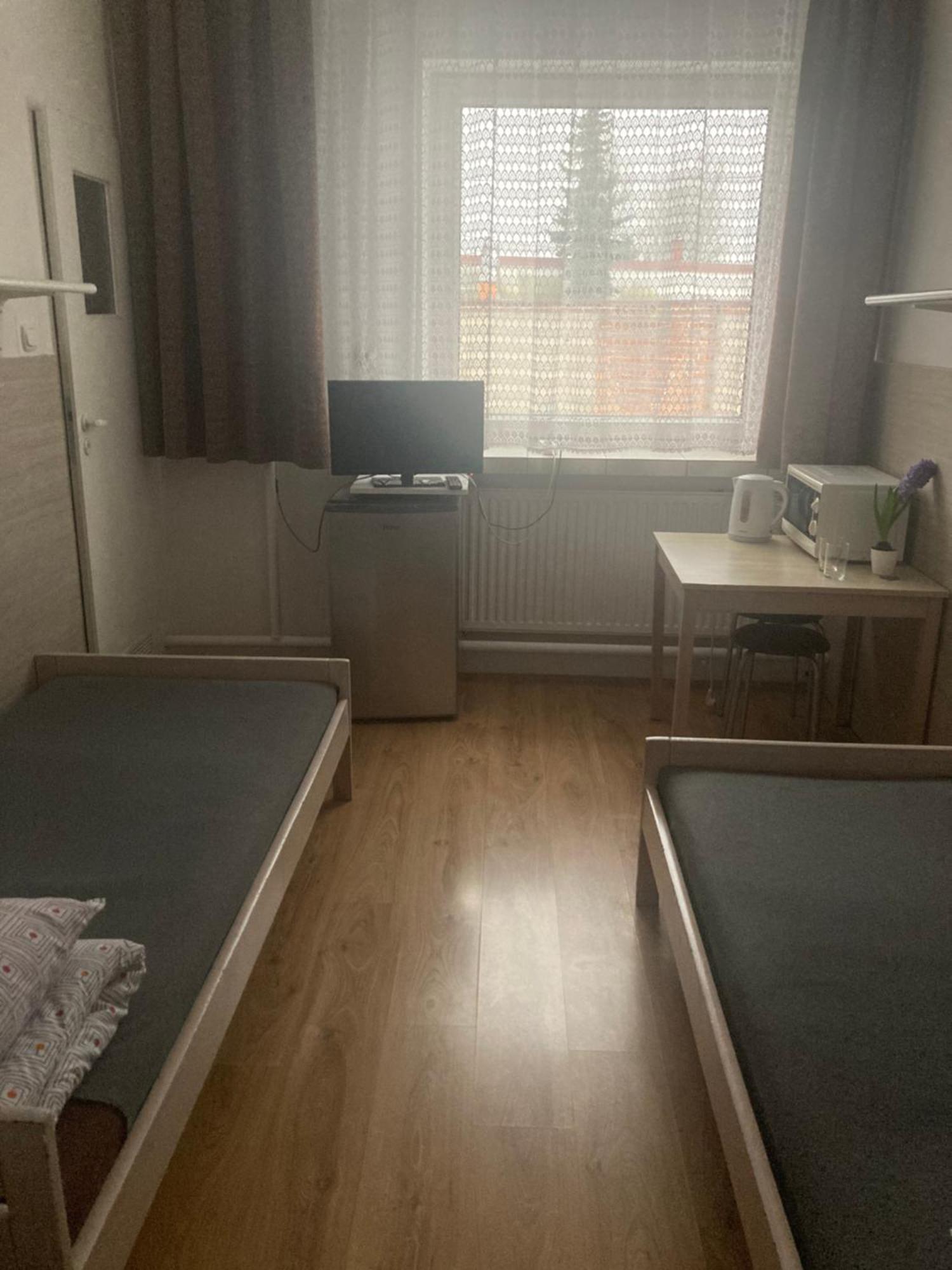 Pokoje Goscinne Nad Lodka Konstantynów Łódzki Exterior foto